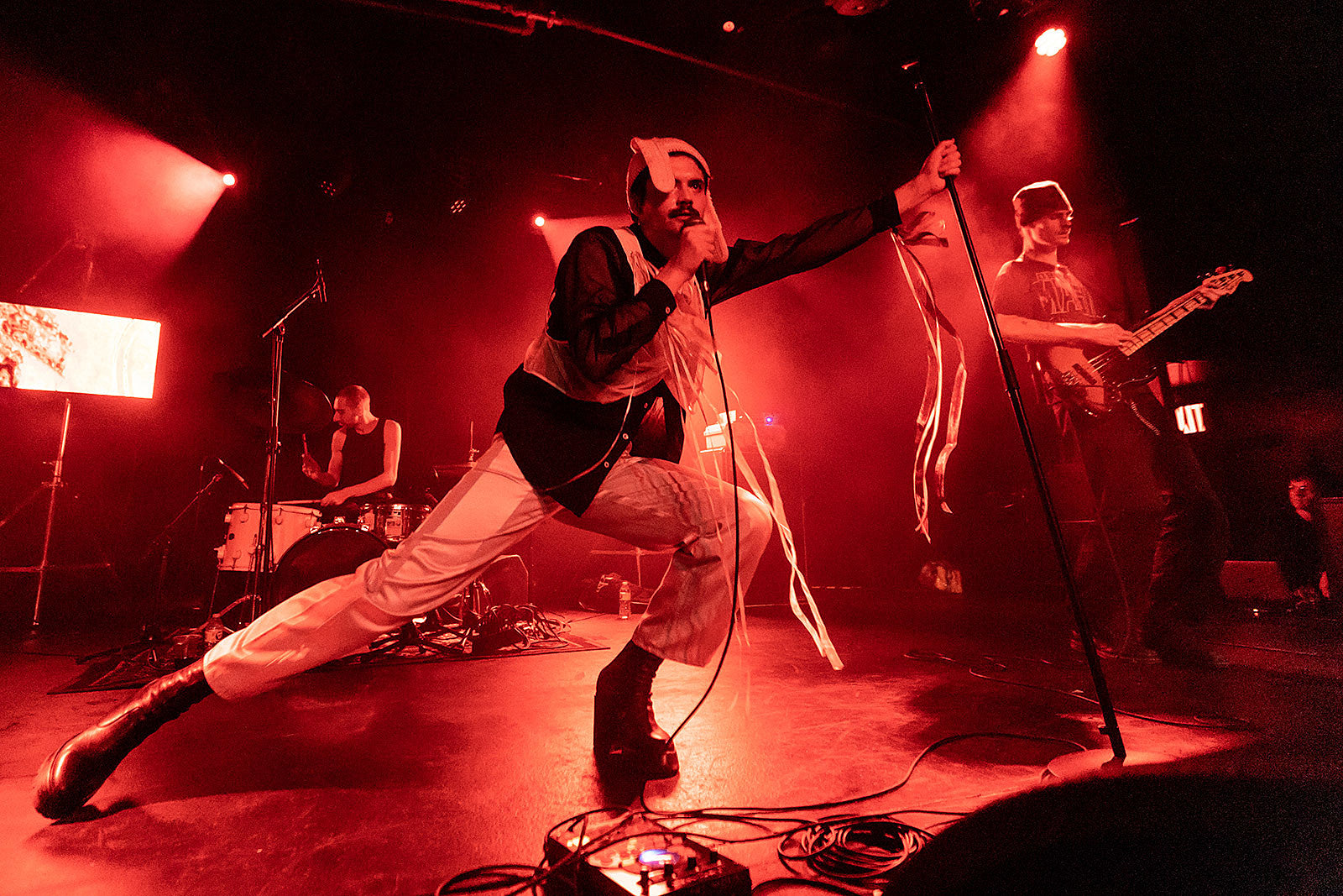 U.S. Girls, Model/Actriz, Crumb, Palm, more playing Outline Summer at Knockdown Center