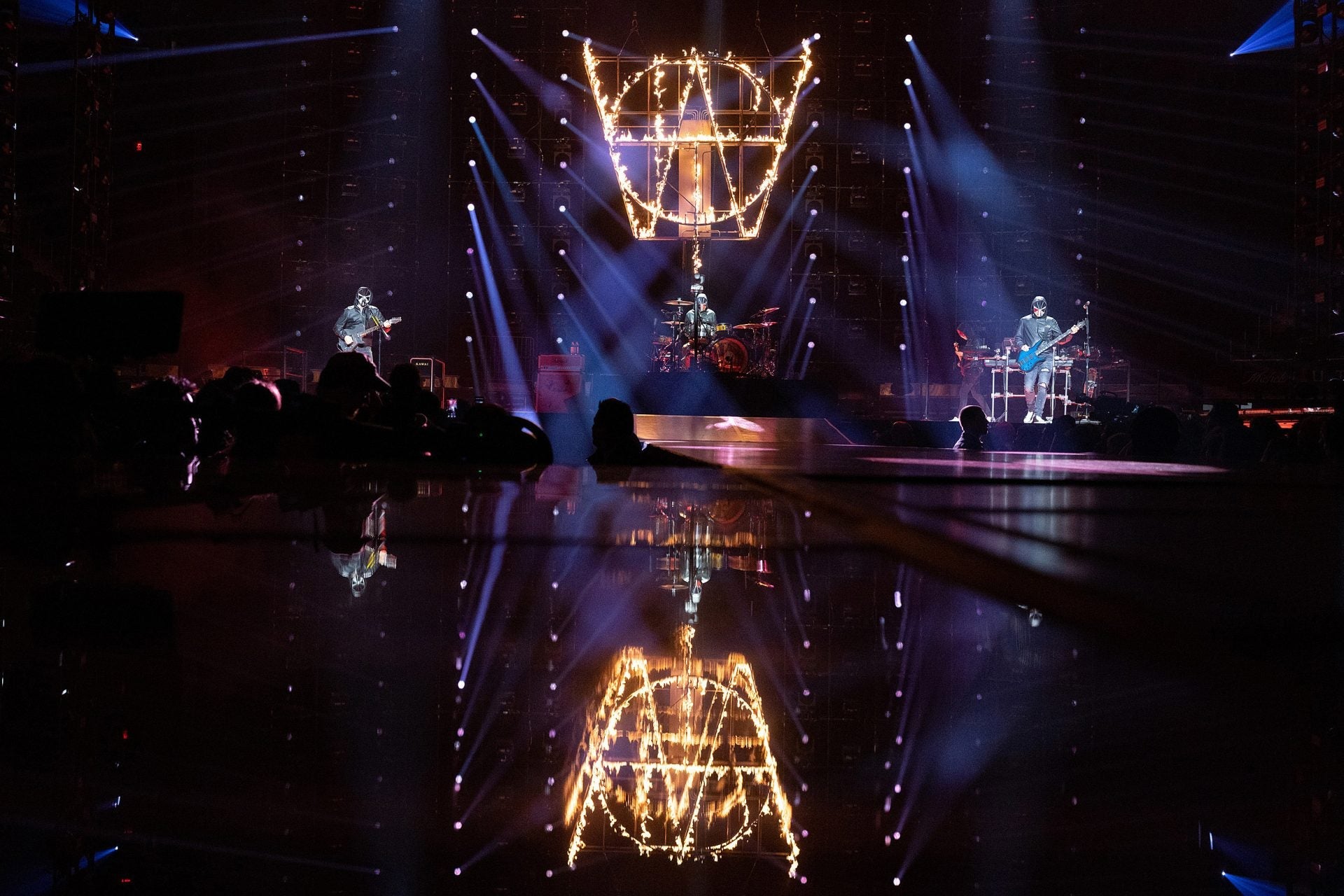 Muse’s ‘Will of the People’ tour brought pure bombast to Madison Square Garden (pics, setlist, review)