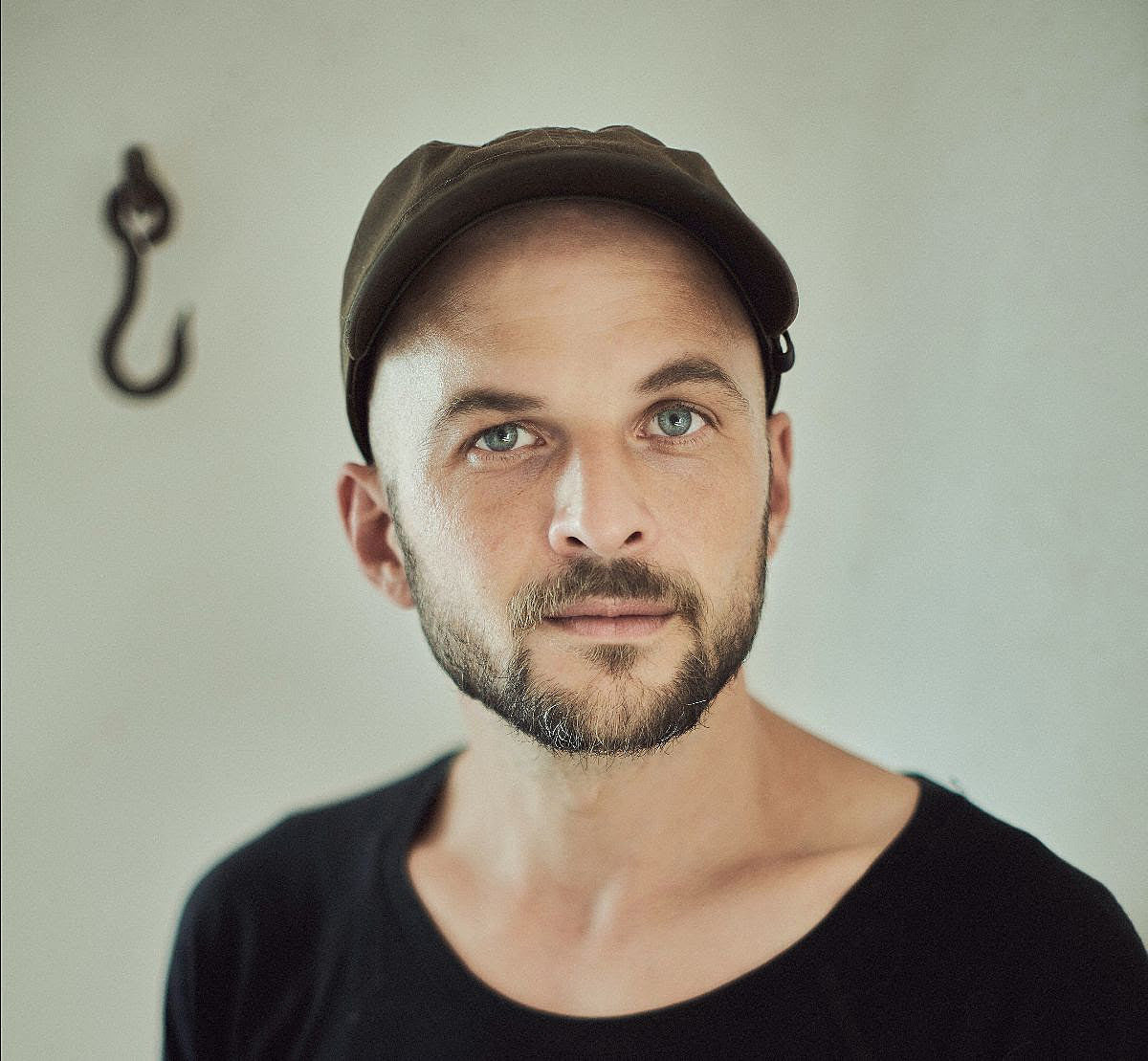 Nils Frahm preps ‘Old Friends New Friends’ (listen to “All Numbers End”)