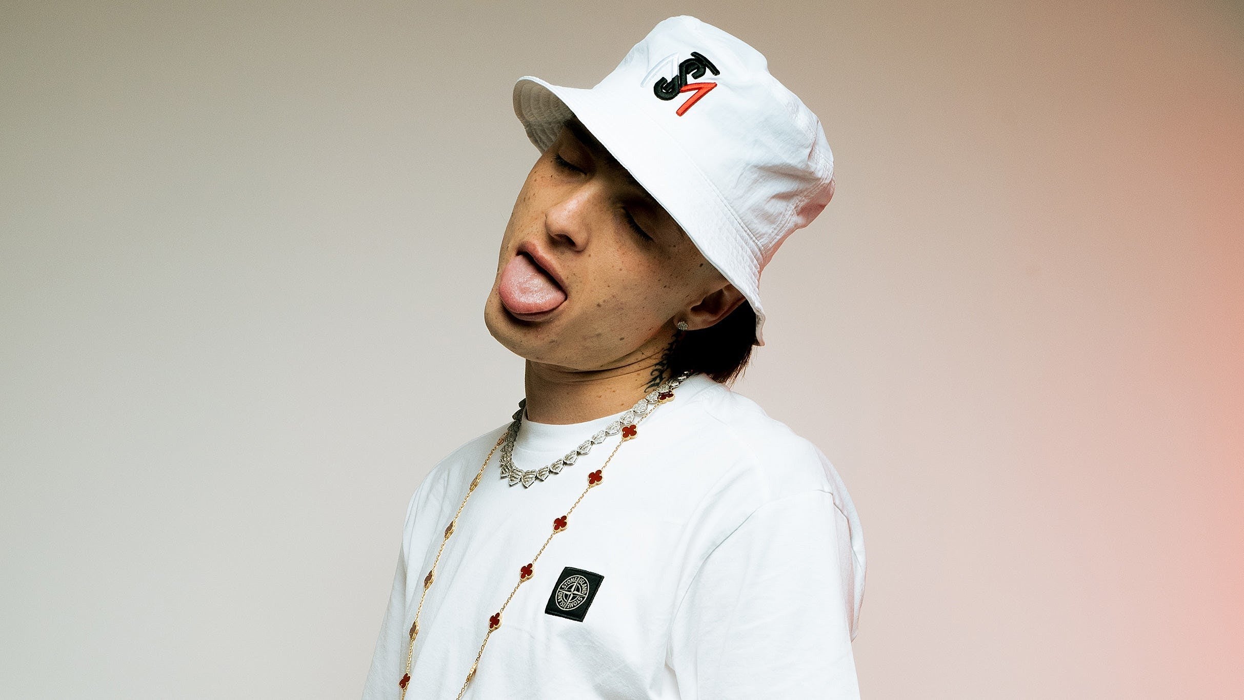 Peso Pluma: Mexican rapper/singer is everywhere lately (first US tour coming up)