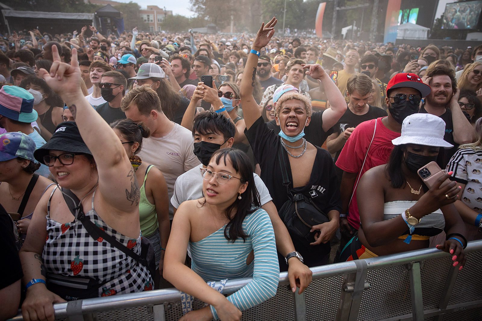 Pitchfork Festival 2021 Sunday pics & video (Erykah Badu, Flying Lotus, Yves Tumor, more)