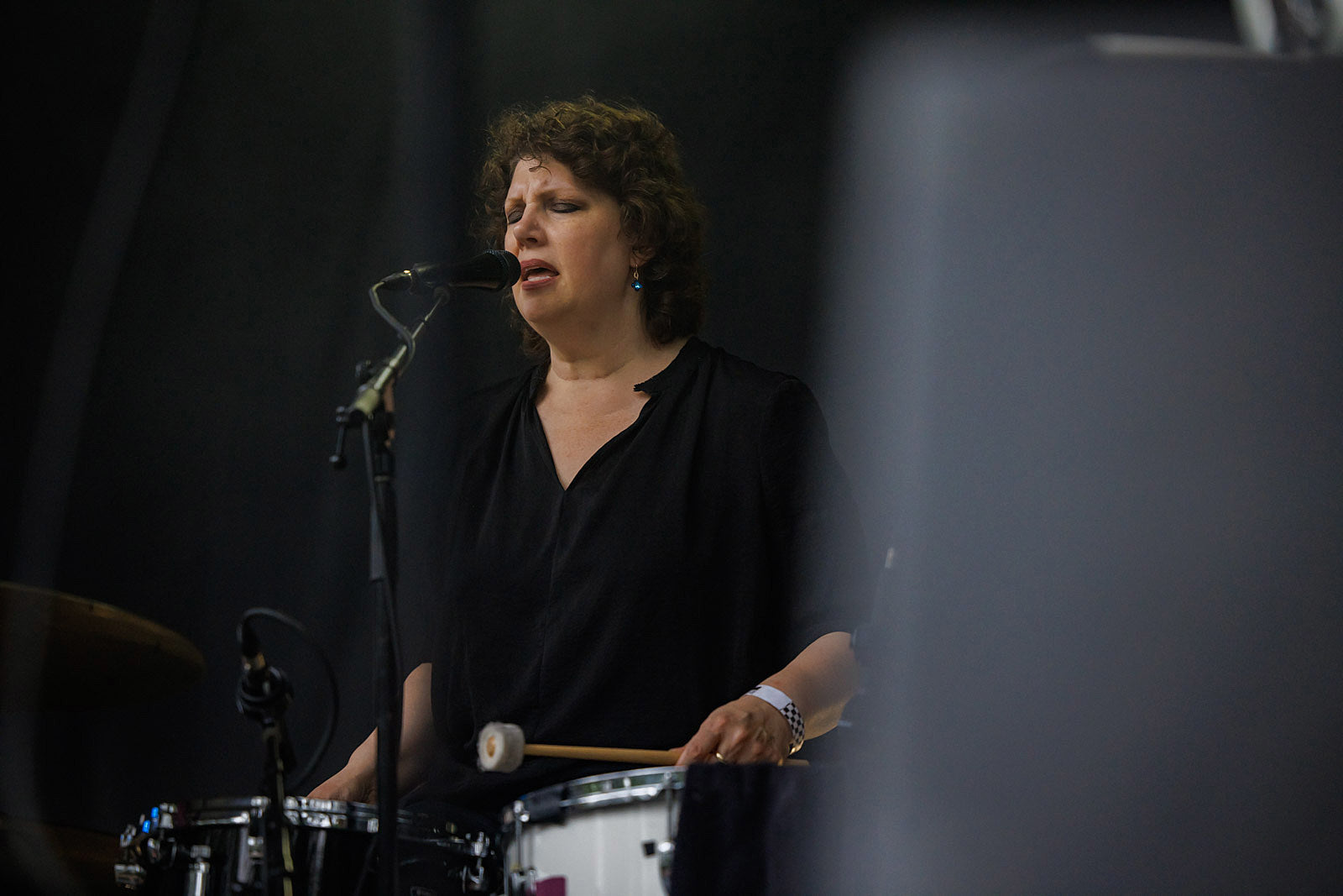 Low cancel shows amid Mimi Parker’s cancer treatment