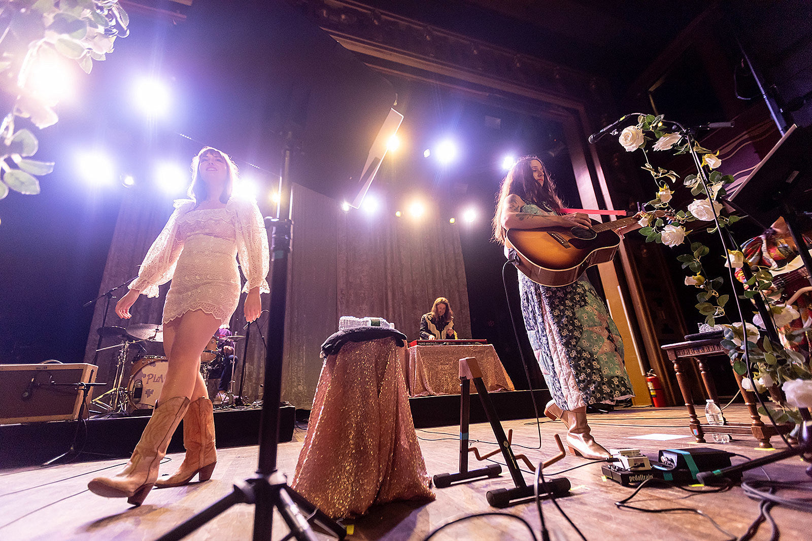 Plains (Waxahatchee & Jess Williamson) and MJ Lenderman played Webster Hall (pics, video, setlist)