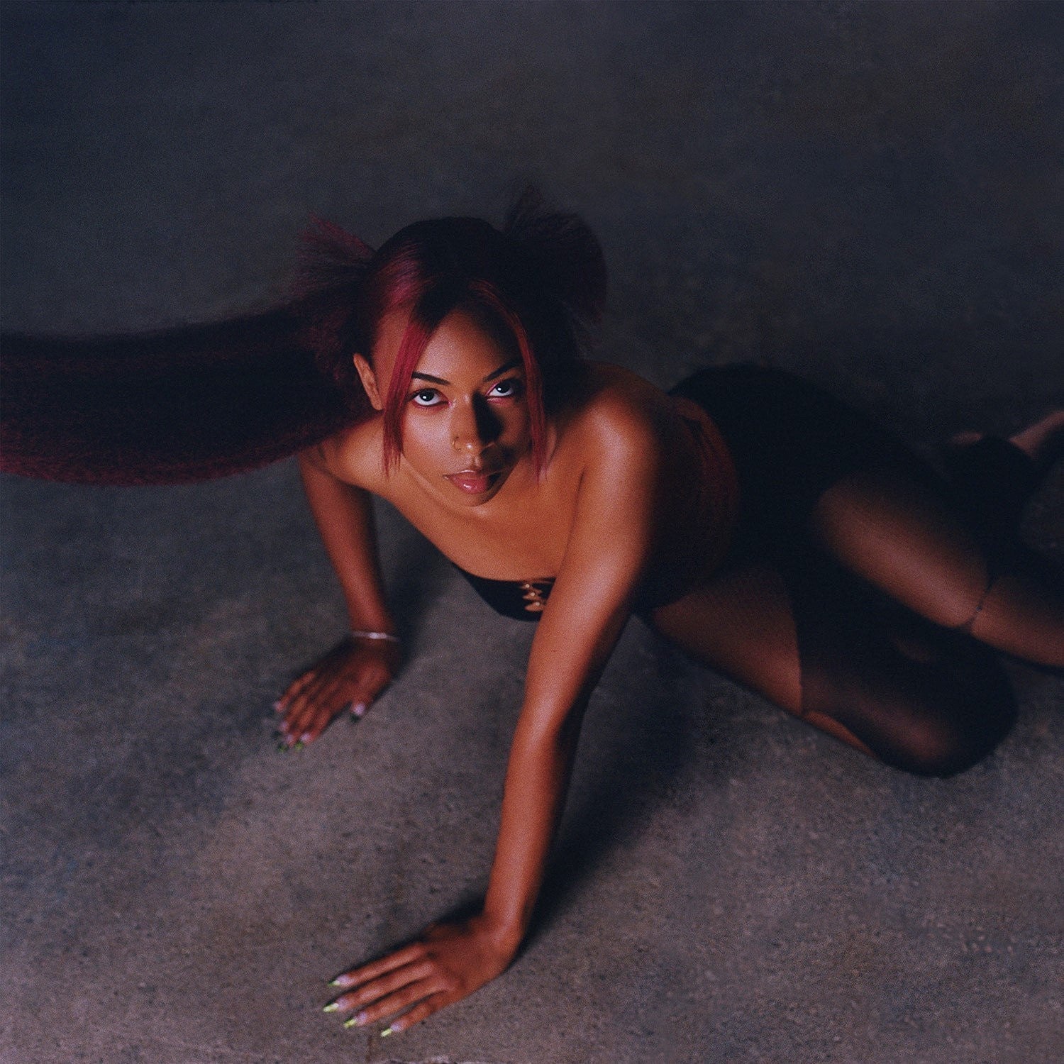 Ravyn Lenae announces debut album ‘Hypnos’ & tour, shares “M.I.A.”