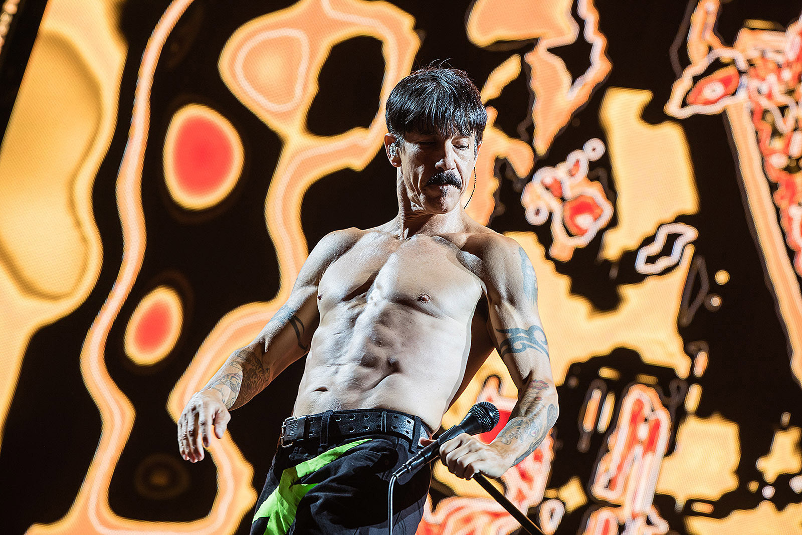 Red Hot Chili Peppers, The Strokes & Thundercat played MetLife Stadium (pics, setlist, video)