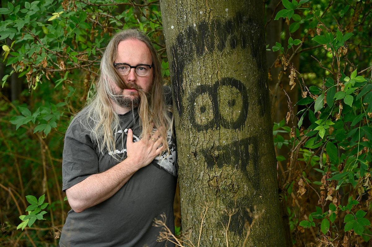 English artist Richard Dawson plots first-ever North American tour, including dates w/ Pigs x 7