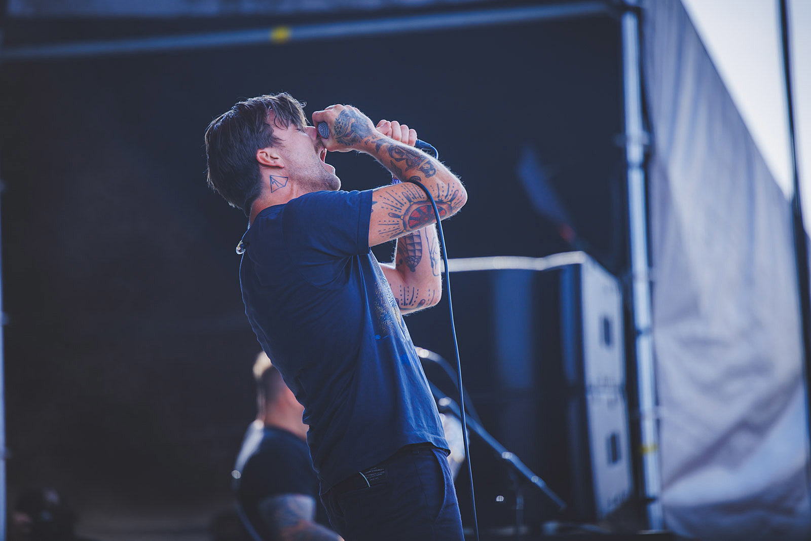 L.S. Dunes (Circa Survive, My Chem, Thursday, Coheed) share powerful new song “2022”