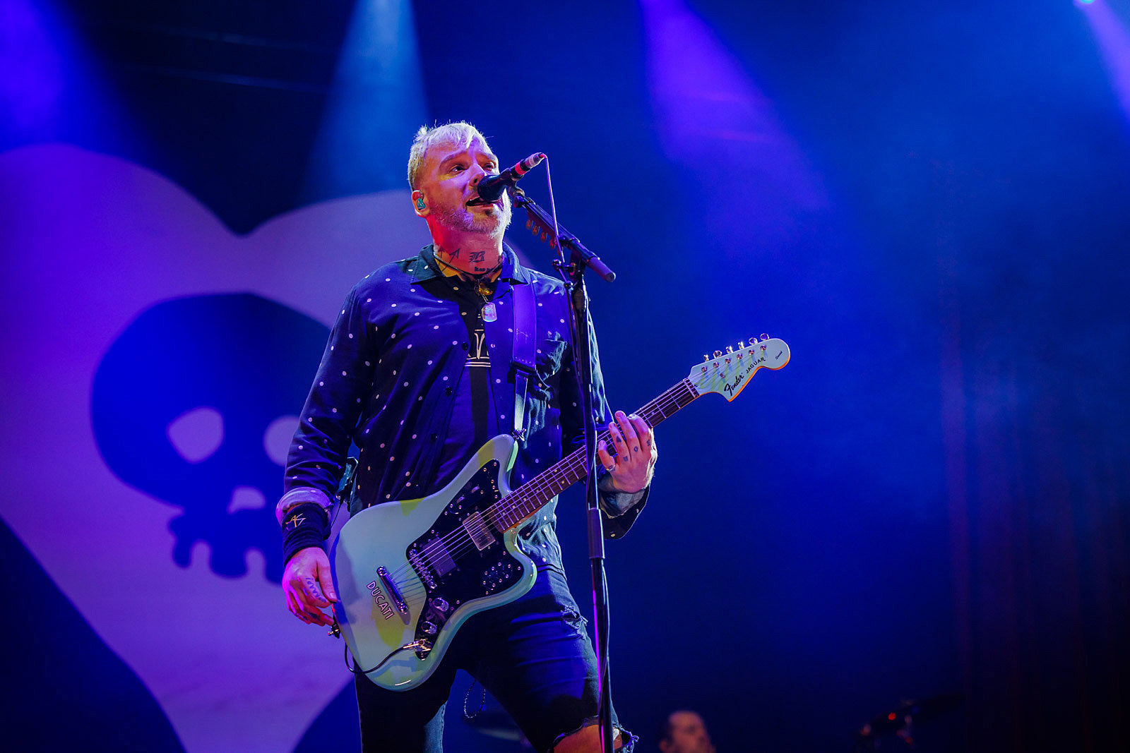 Alkaline Trio announce tour with Spanish Love Songs & Slomosa
