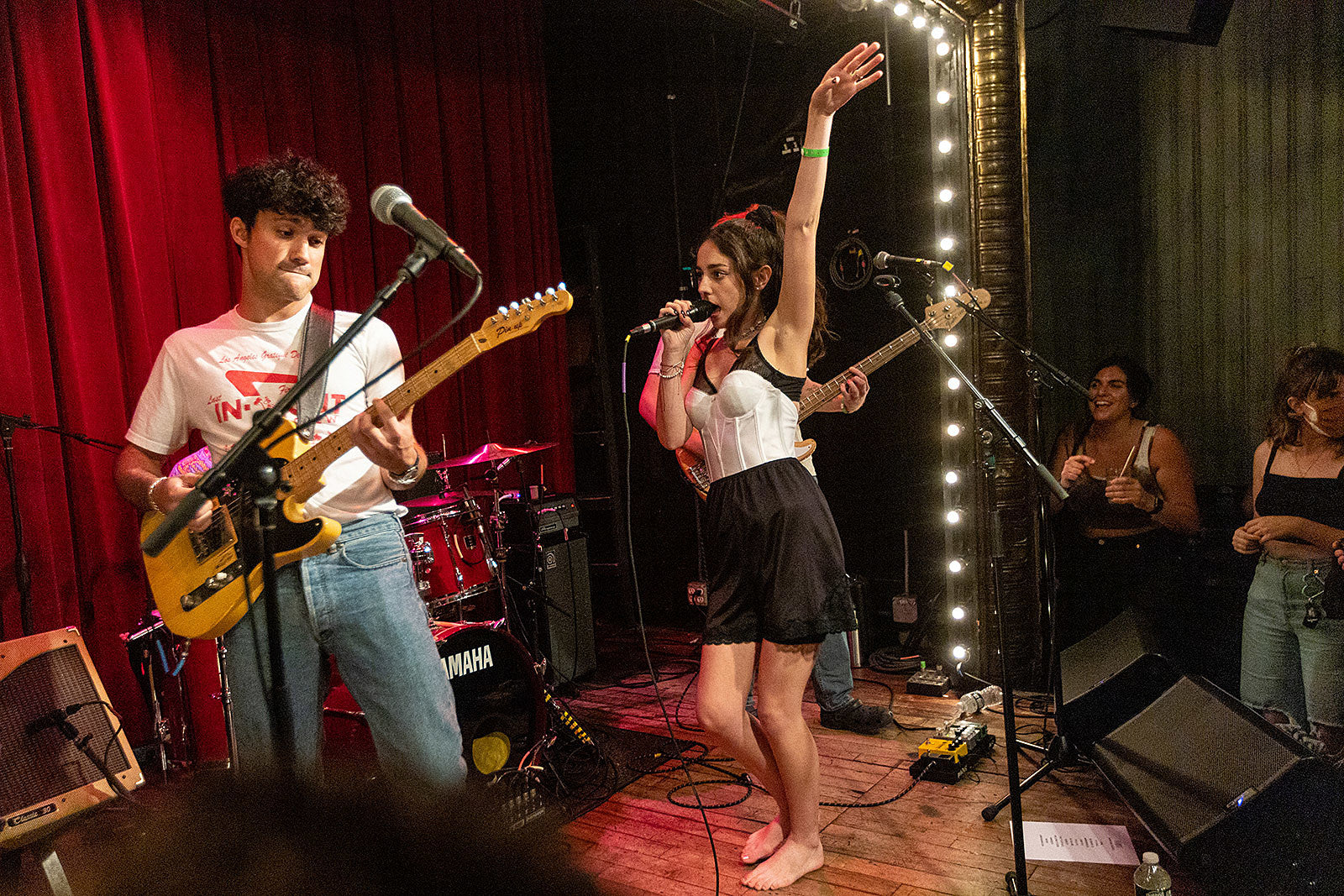 Samia played Union Pool with Briston Maroney (pics)