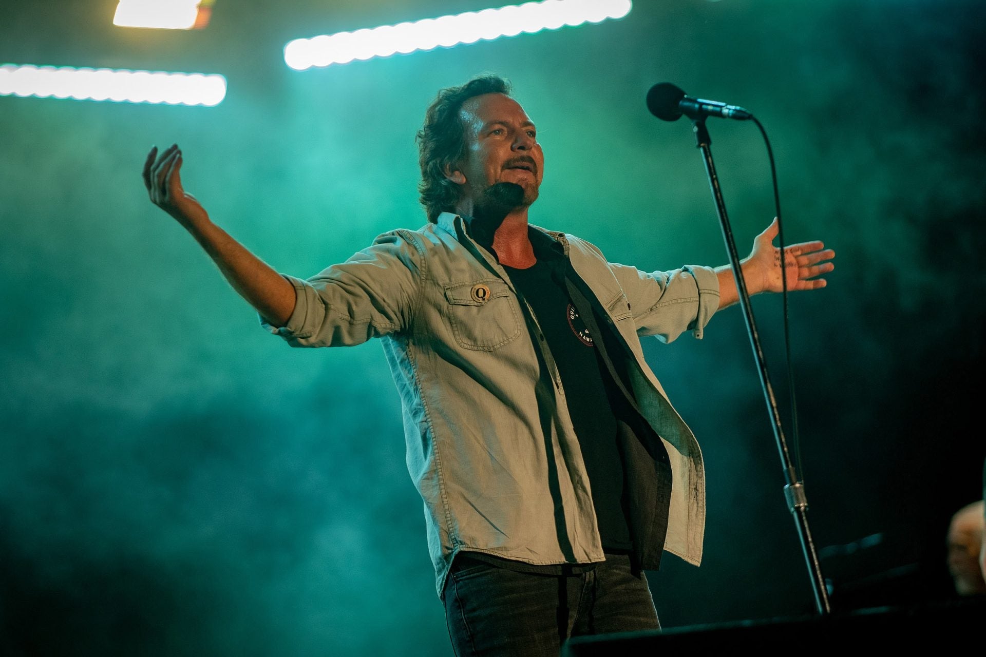 Sea.Hear.Now 2021 Day 1: Pearl Jam, Patti Smith, Lord Huron, Dr. Dog, more (pics)