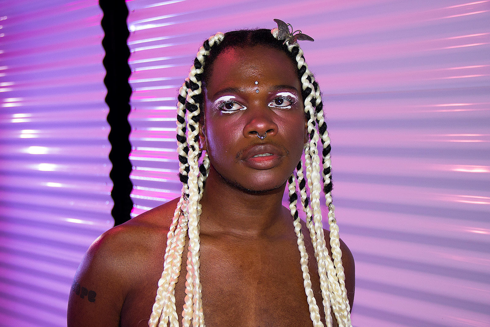Shamir announces new LP, shares “Oversized Sweater”