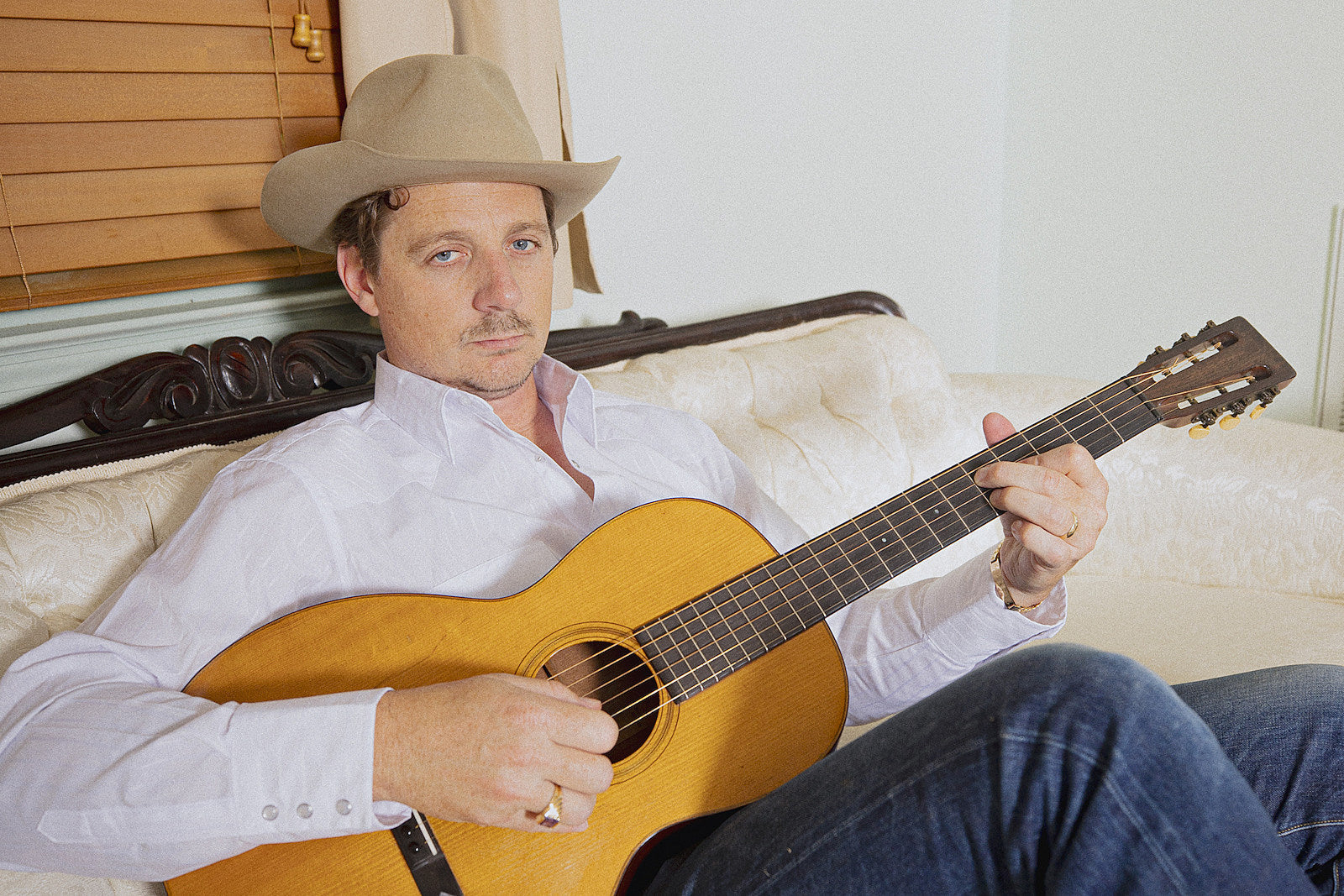 Sturgill Simpson announces new album ‘The Ballad of Dood and Juanita’ ft. Willie Nelson