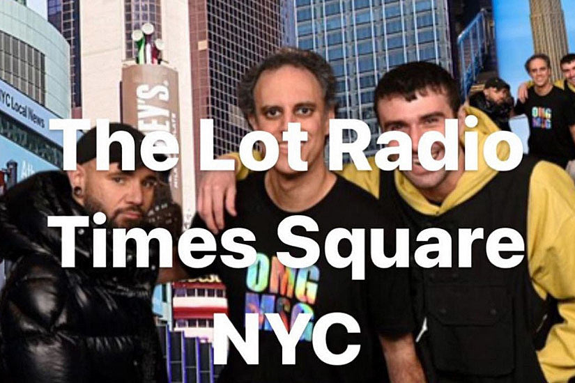 Four Tet, Fred again.. & Skrillex playing Times Square pop-up in a school bus
