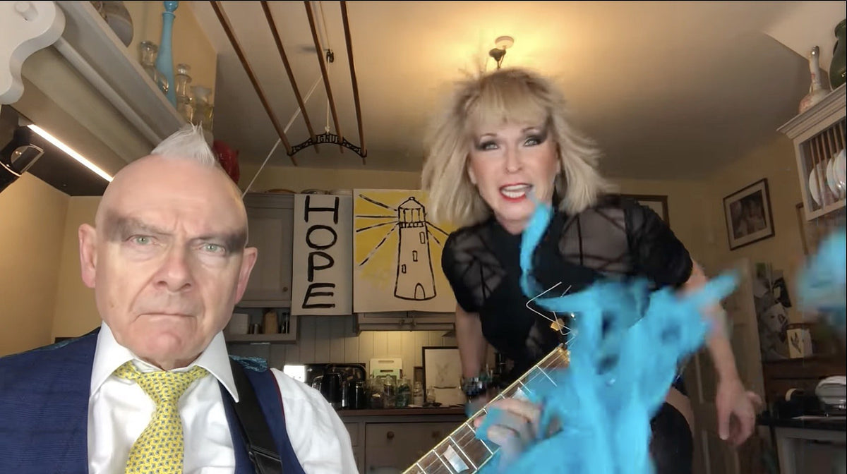 Watch Toyah & Robert Fripp cover Kaiser Chiefs’ “I Predict a Riot”