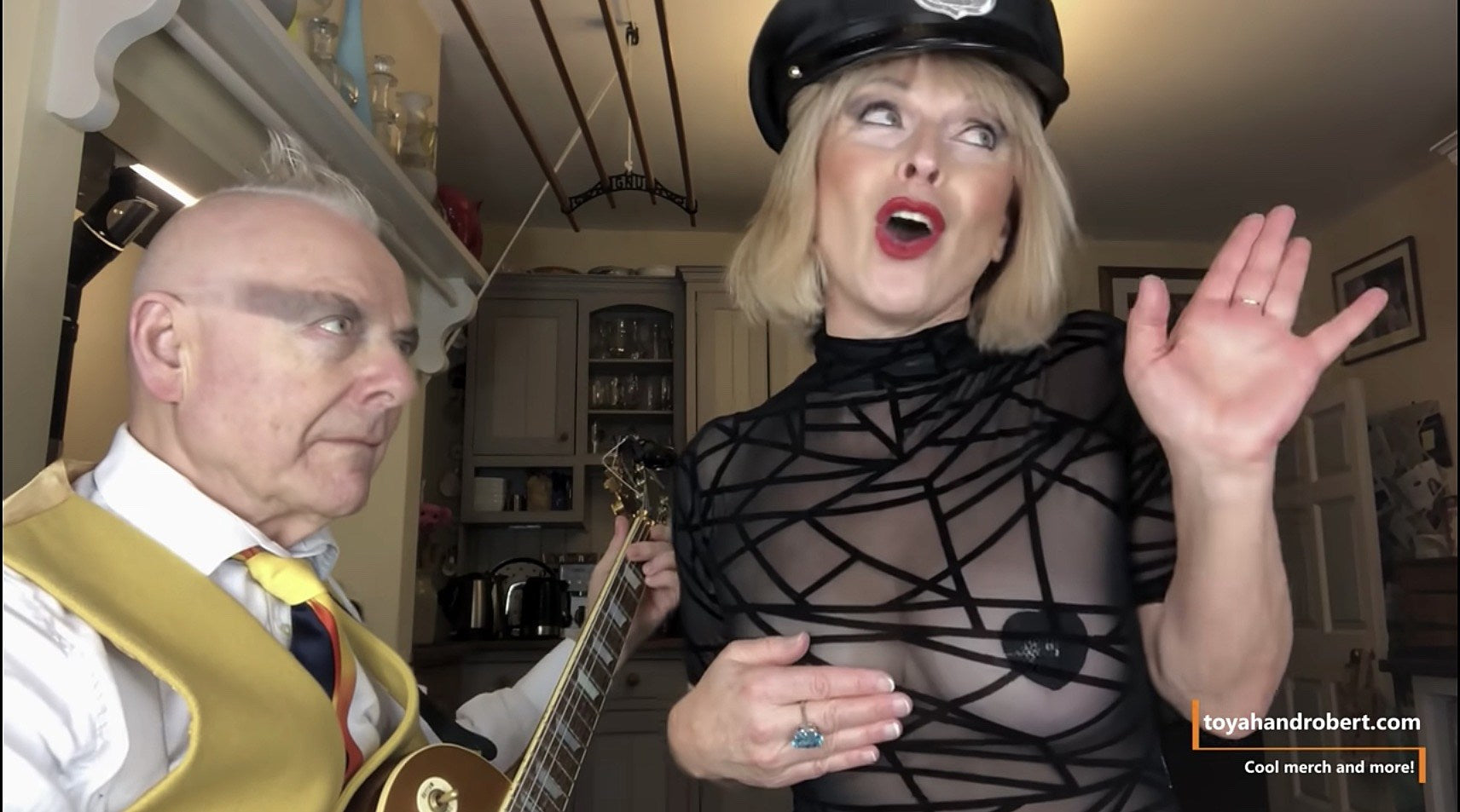 Watch Toyah and Robert Fripp cover The Clash’s “Should I Stay or Should I Go”