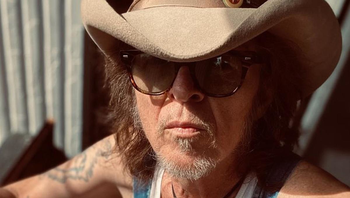 Drive-By Truckers & Jason Isbell pay tribute to late DBT artist Wes Freed