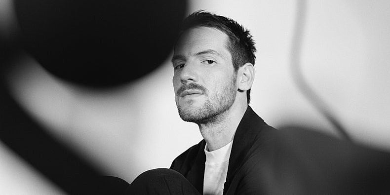 Blake Mills announces new LP ‘Mutable Set,’ shares “Vanishing Twin” video