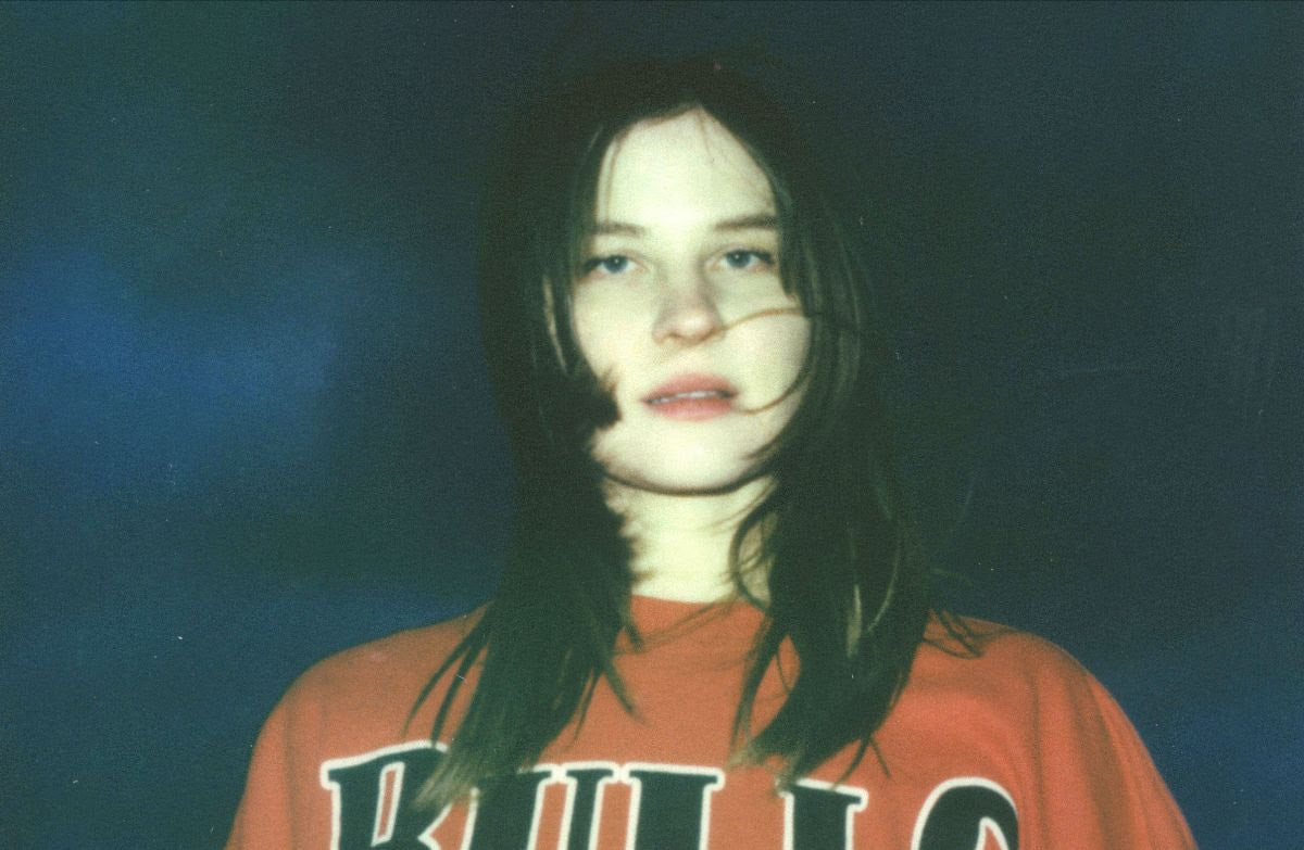 Bnny announces new album: watch the “Good Stuff” video