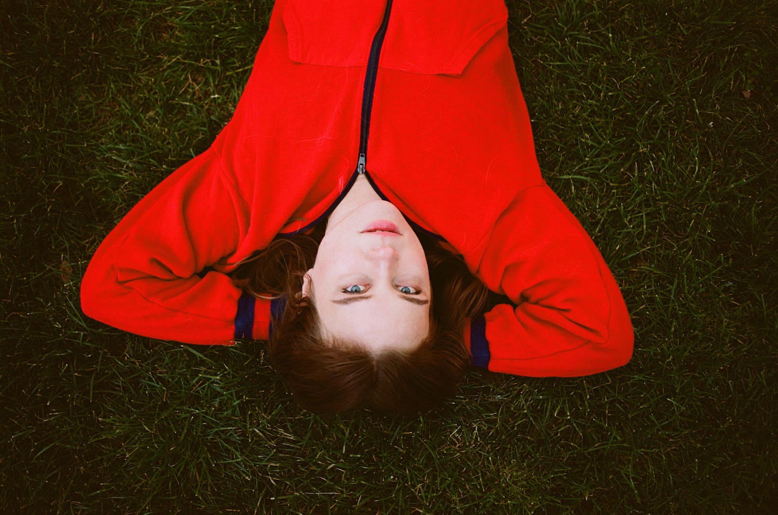 Bnny tells us about her All Time Influences (Cat Power, Bob Dylan, Blonde Redhead, more) ++ listen to her new album