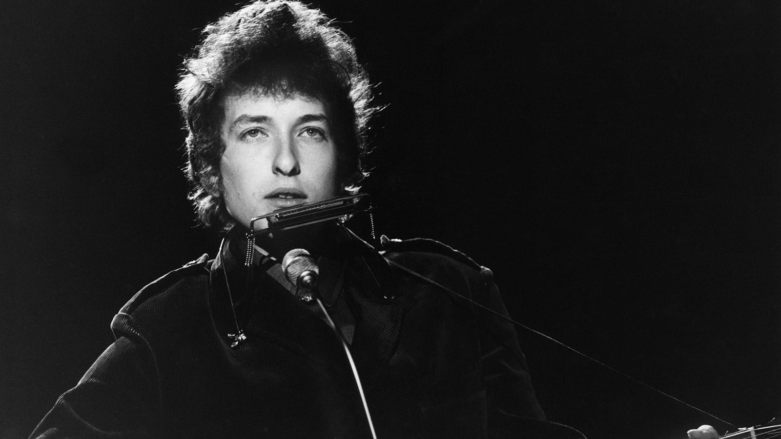Bob Dylan guitars, draft lyrics, paintings, photos & more going up for auction
