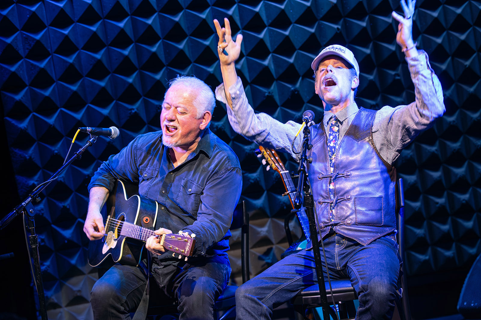 Bonnie ‘Prince’ Billy & Jon Langford went “song-for-song” at Joe’s Pub (pics)
