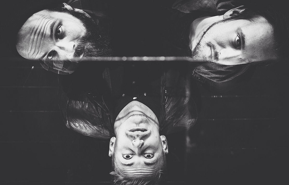 Listen to Austin indie-math-prog band Boyfrndz’ new two-song single