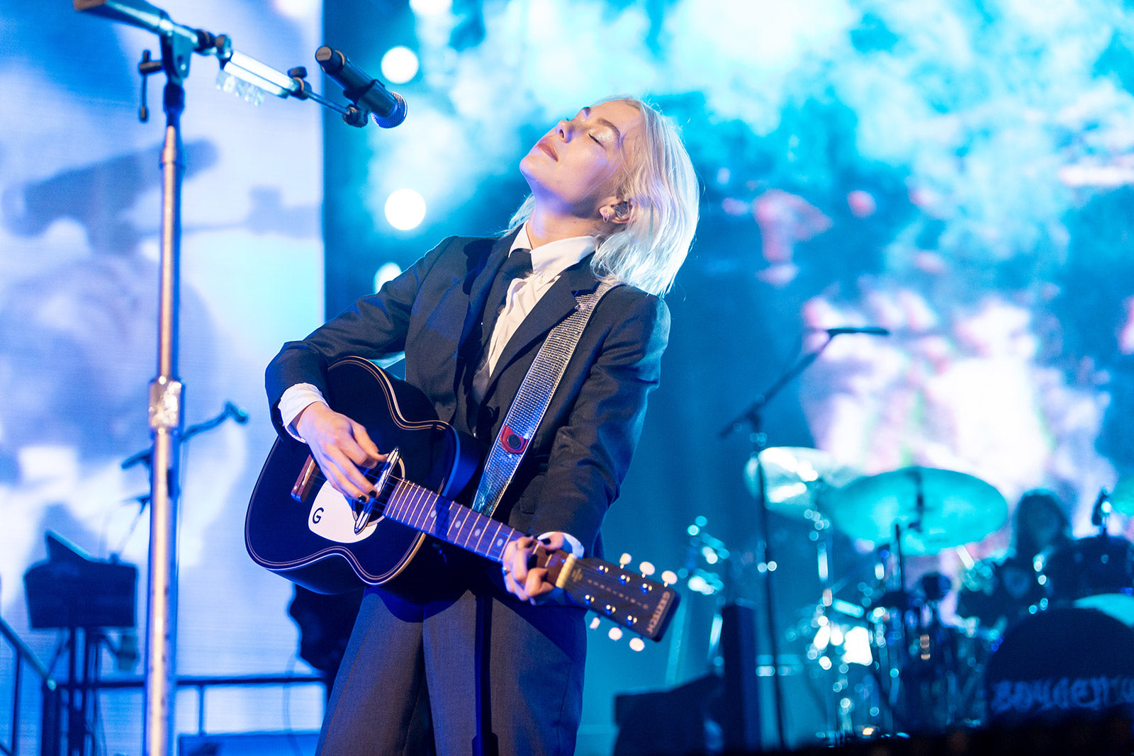 Phoebe Bridgers brought new songs & intimate vibes to Madison Square Garden (setlist)