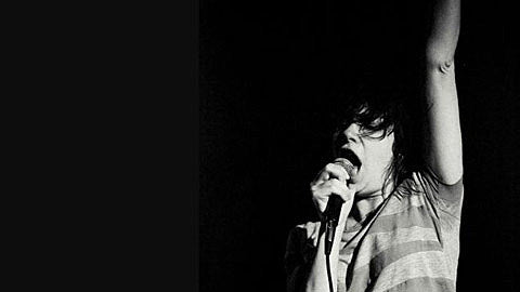 Carrie Brownstein adds Brooklyn reading/Q&A w/ Questlove to book tour; other dates w/ Amy Poehler, Dave Eggers, more