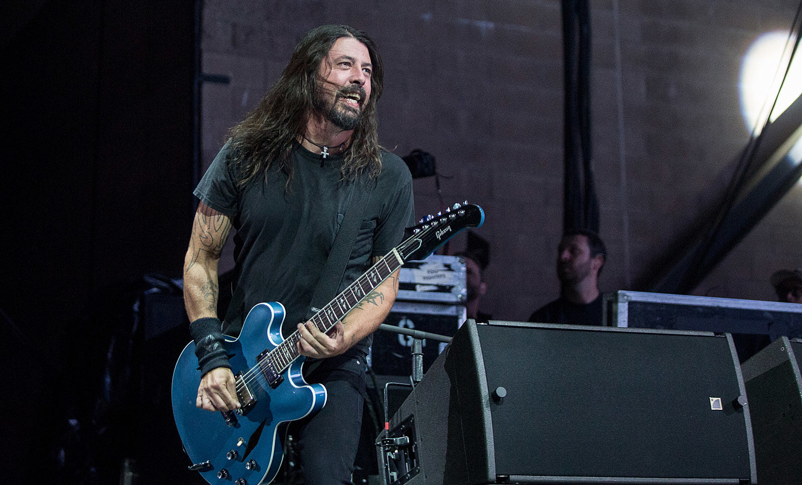 Dinosaur Jr, Speedy Ortiz, Gang of Youths & more opening Foo Fighters tour