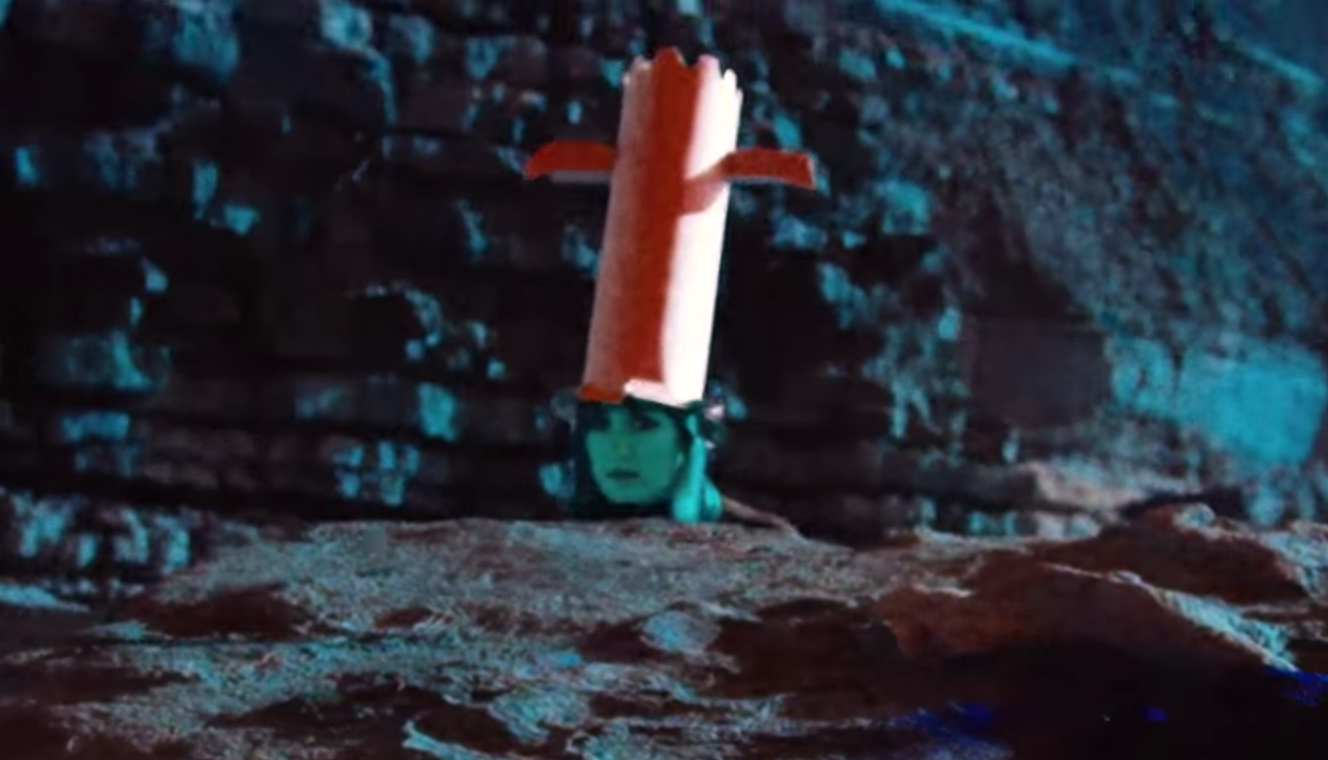 Cate Le Bon shares “Rock Pool” video; tour with Tim Presley starts this week