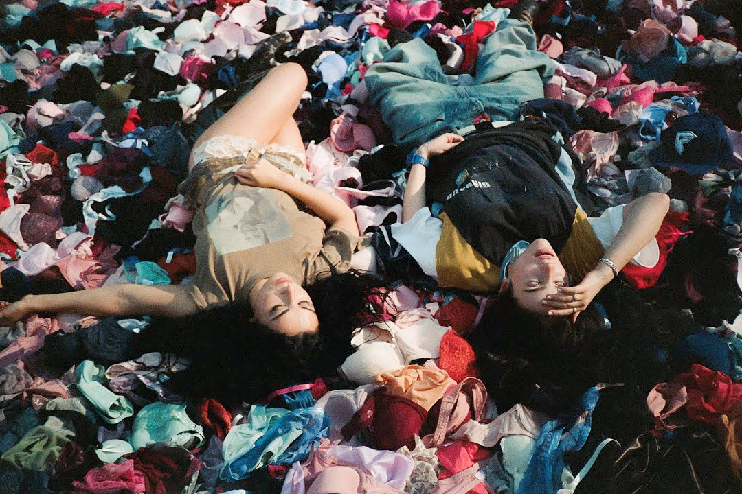 Charli XCX shares “Guess” ft. Billie Eilish