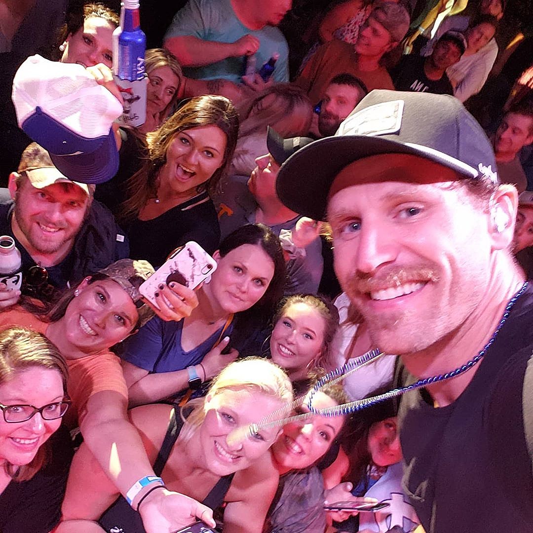Chase Rice responds to criticism over his TN show with packed, maskless crowd
