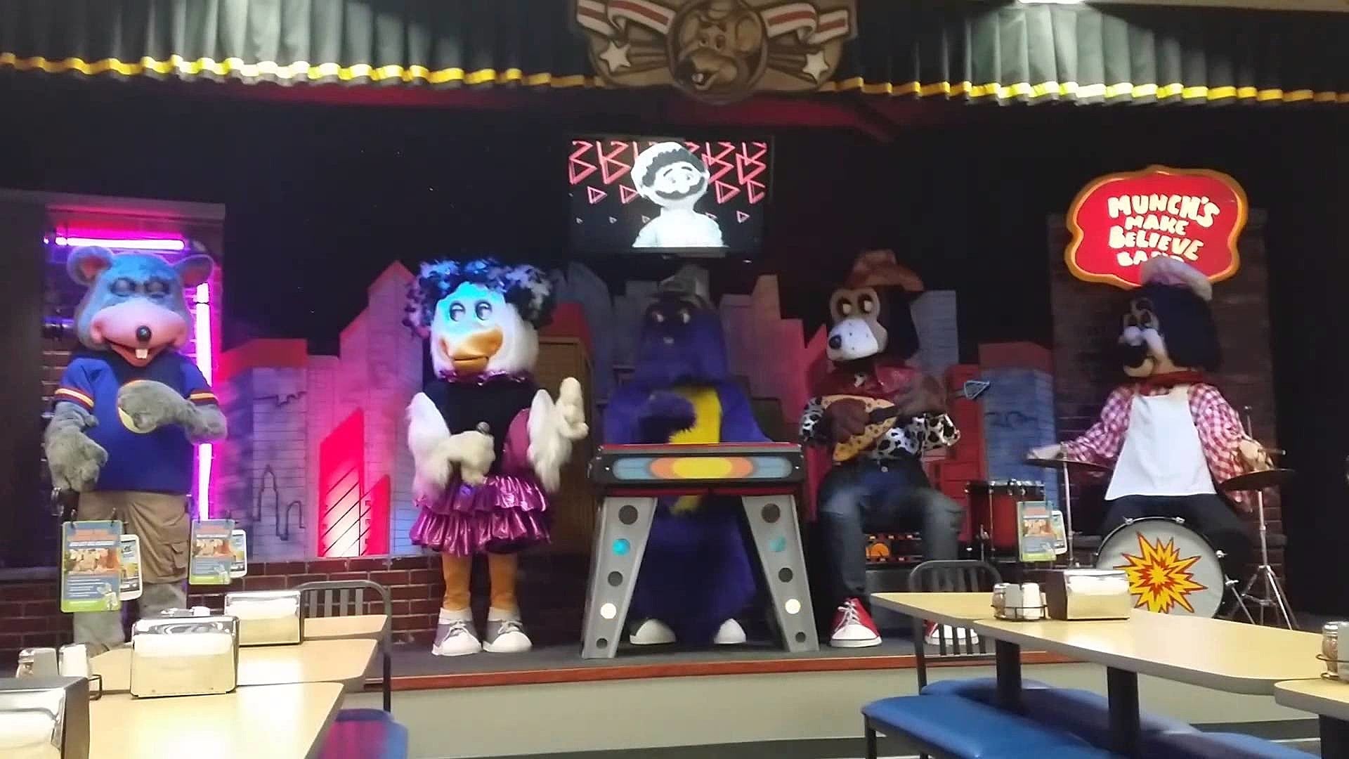 Father John Misty eulogizes the retirement of Chuck E Cheese’s animatronic band