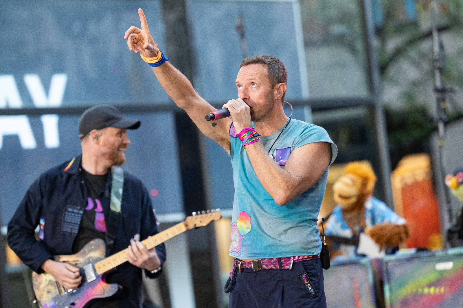 Coldplay announce 2025 tour, played 3 intimate NYC shows (pics, video, setlists)