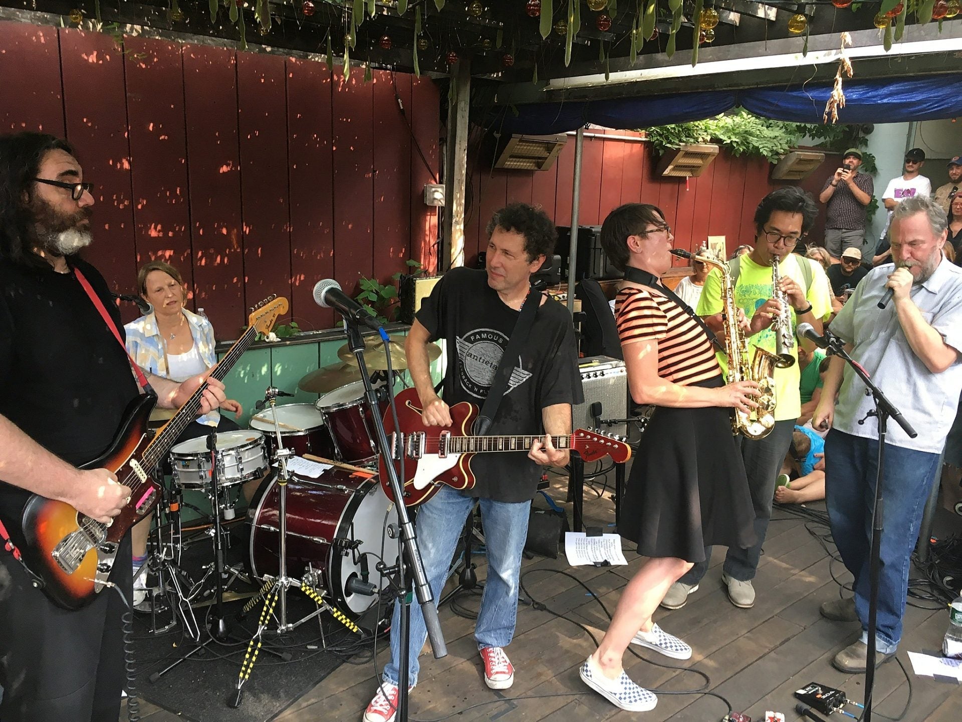 Condo Fucks (Yo La Tengo) played Union Pool Summer Thunder w/ 75 Dollar Bill (pics, setlist)