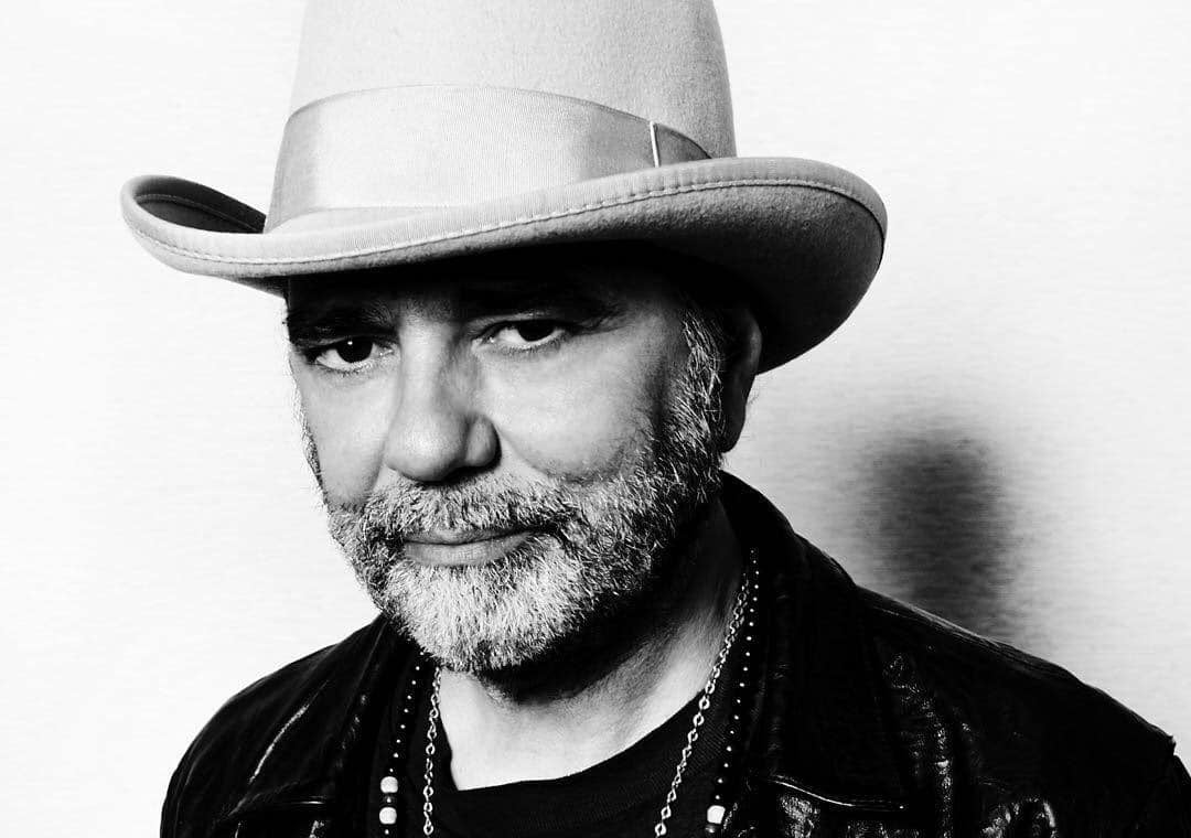 Daniel Lanois touring, playing three NYC shows in February