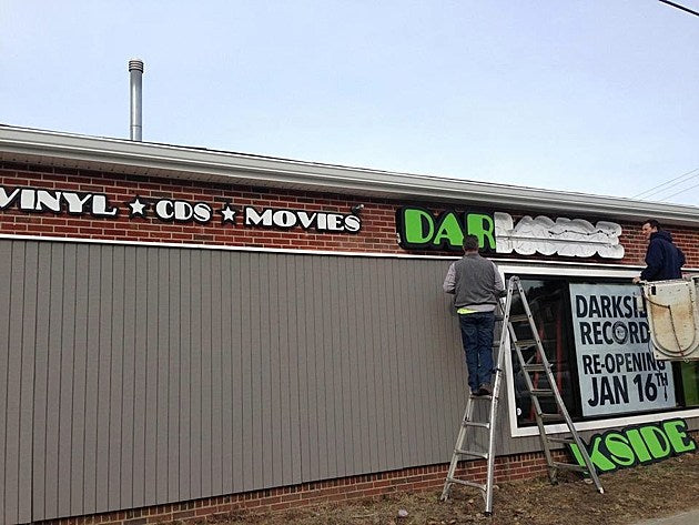 Poughkeepsie’s Darkside Records opened in new location, hosting live music