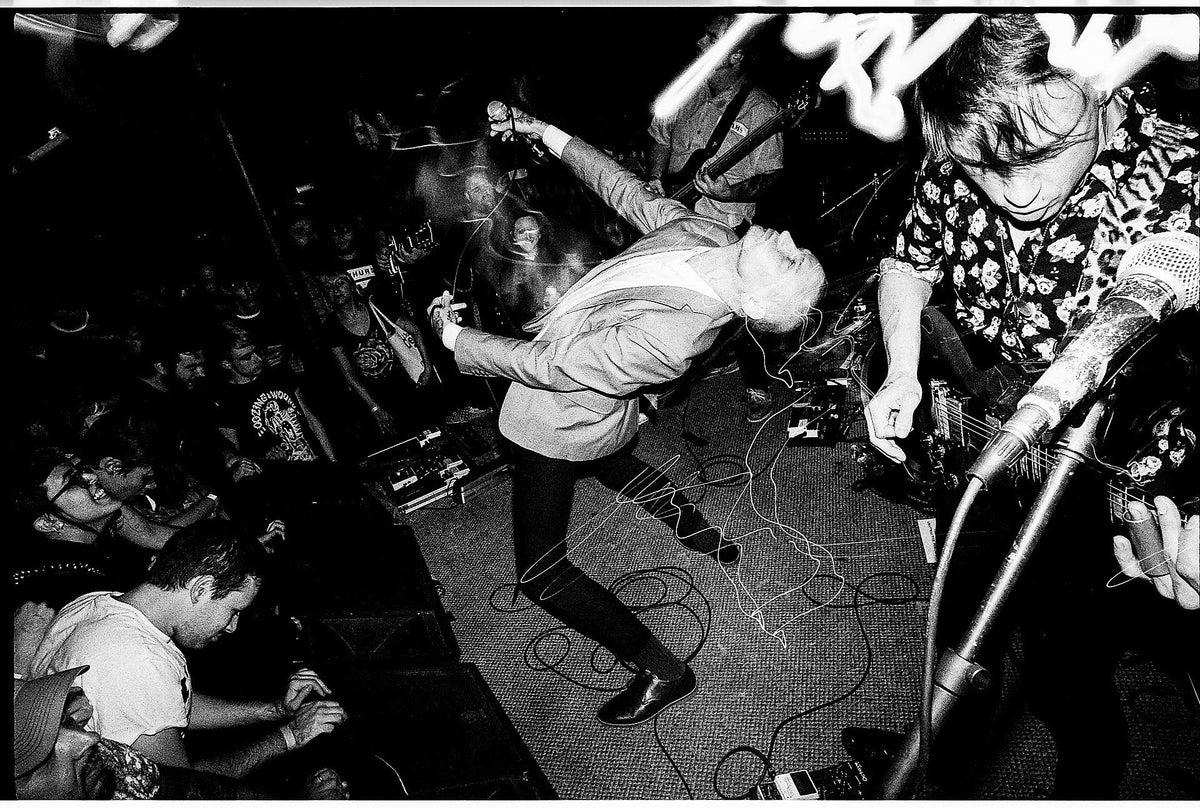 Daughters sign to Ipecac, share first song in 8 years, announce shows