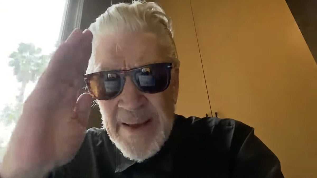 David Lynch changed his mind about his “announcement” (a good thing!)