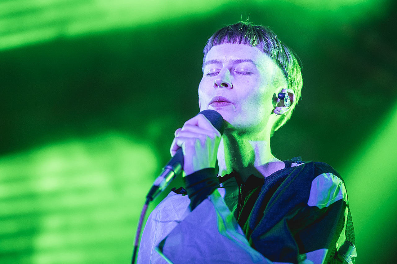 Today’s livestreams (Metallica, Jenny Hval, more)