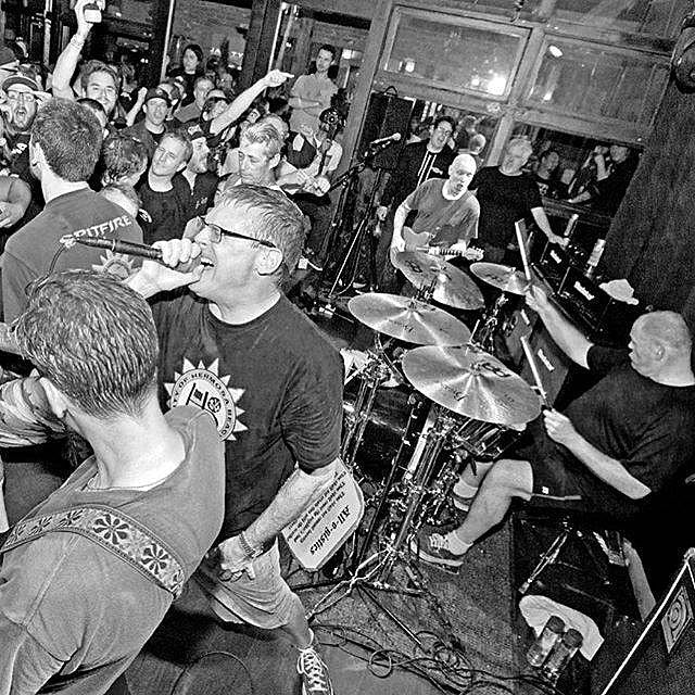 watch Descendents critique Rolling Stone’s ‘best punk albums’ list