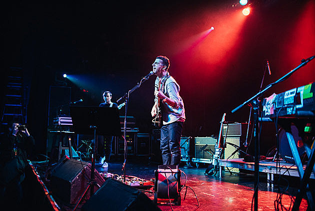 Anamanguchi and Cymbals Eat Guitars playing Baby’s All Right on New Year’s Eve
