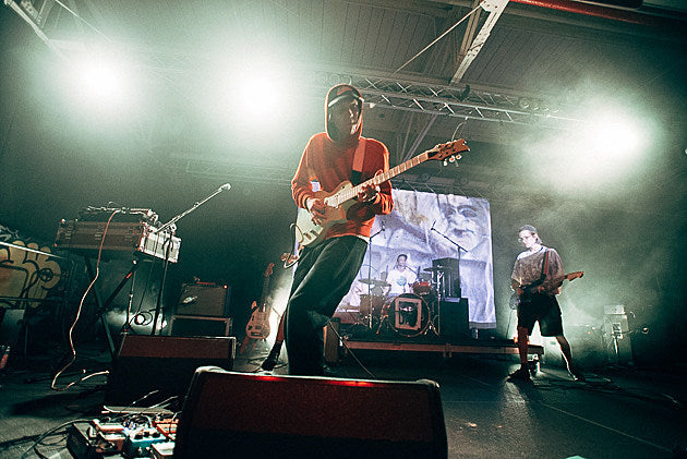 DIIV touring with Moon King