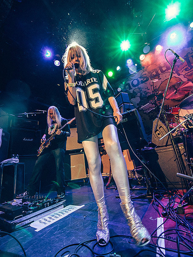 Dinosaur Jr began their 7-show Bowery run w/ help from Kim Gordon, Kurt Vile, Henry Rollins & more (pics, setlist)