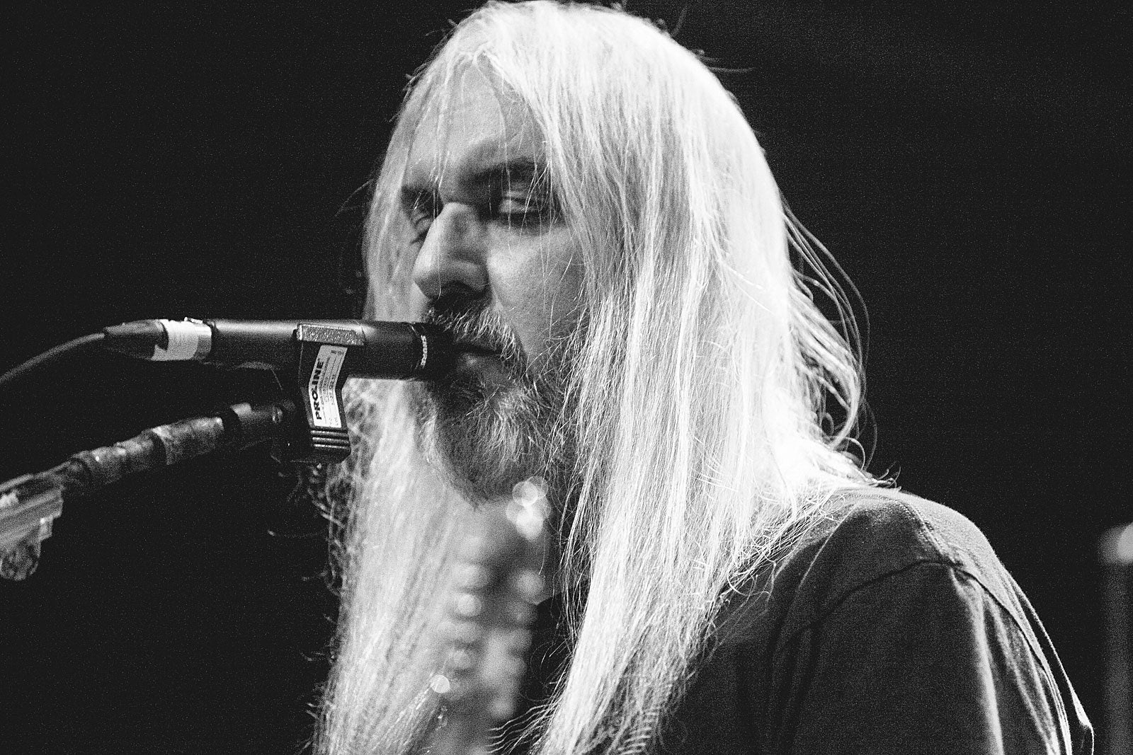 Dinosaur Jr played London with Black Mountain, on tour now (pics, dates)