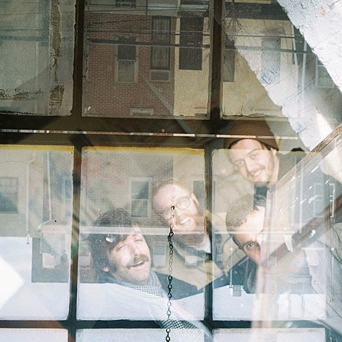 listen to Dogs On Acid embrace ’90s indie rock on “Make It Easy”