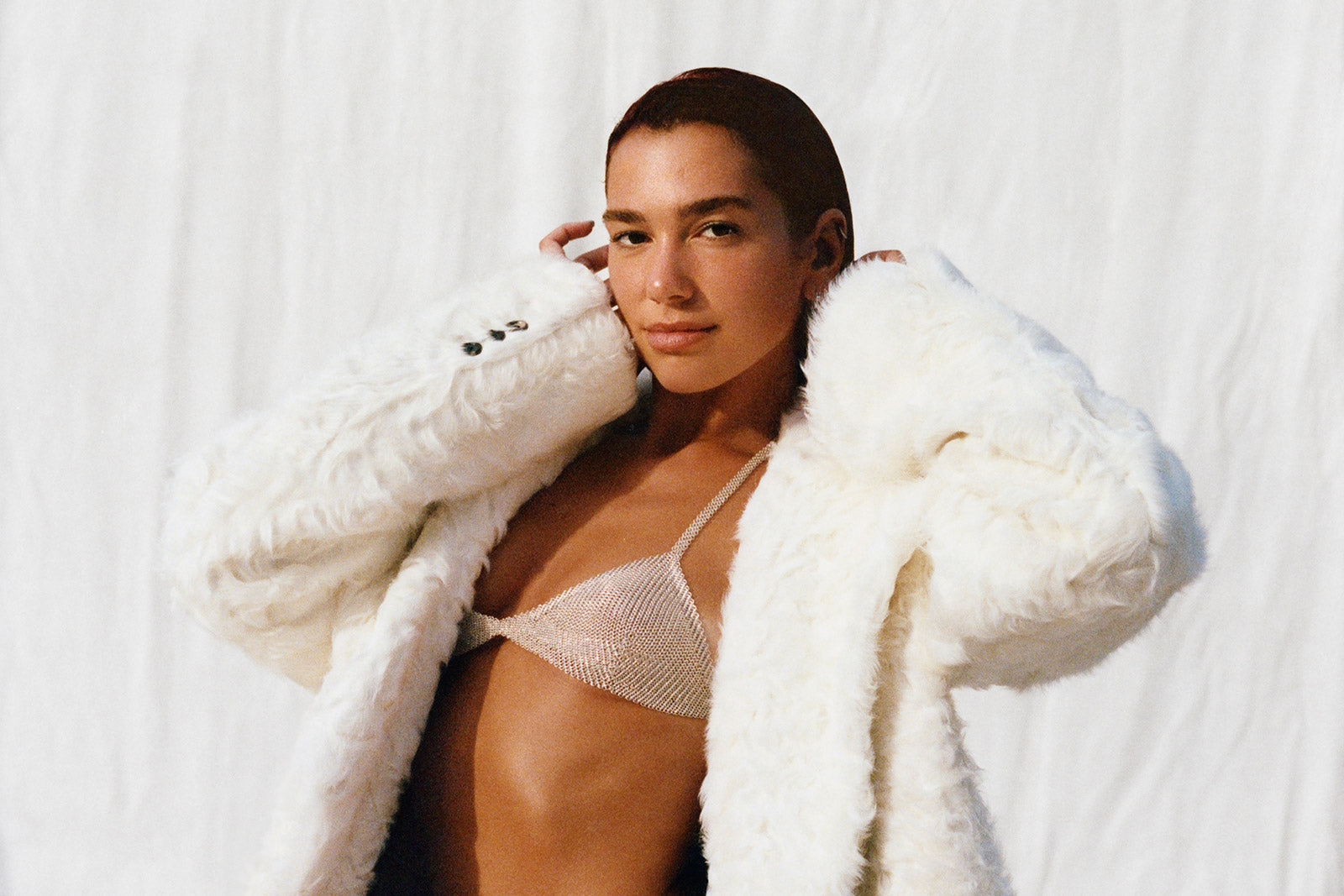 Dua Lipa announces 2025 tour (Madison Square Garden included)