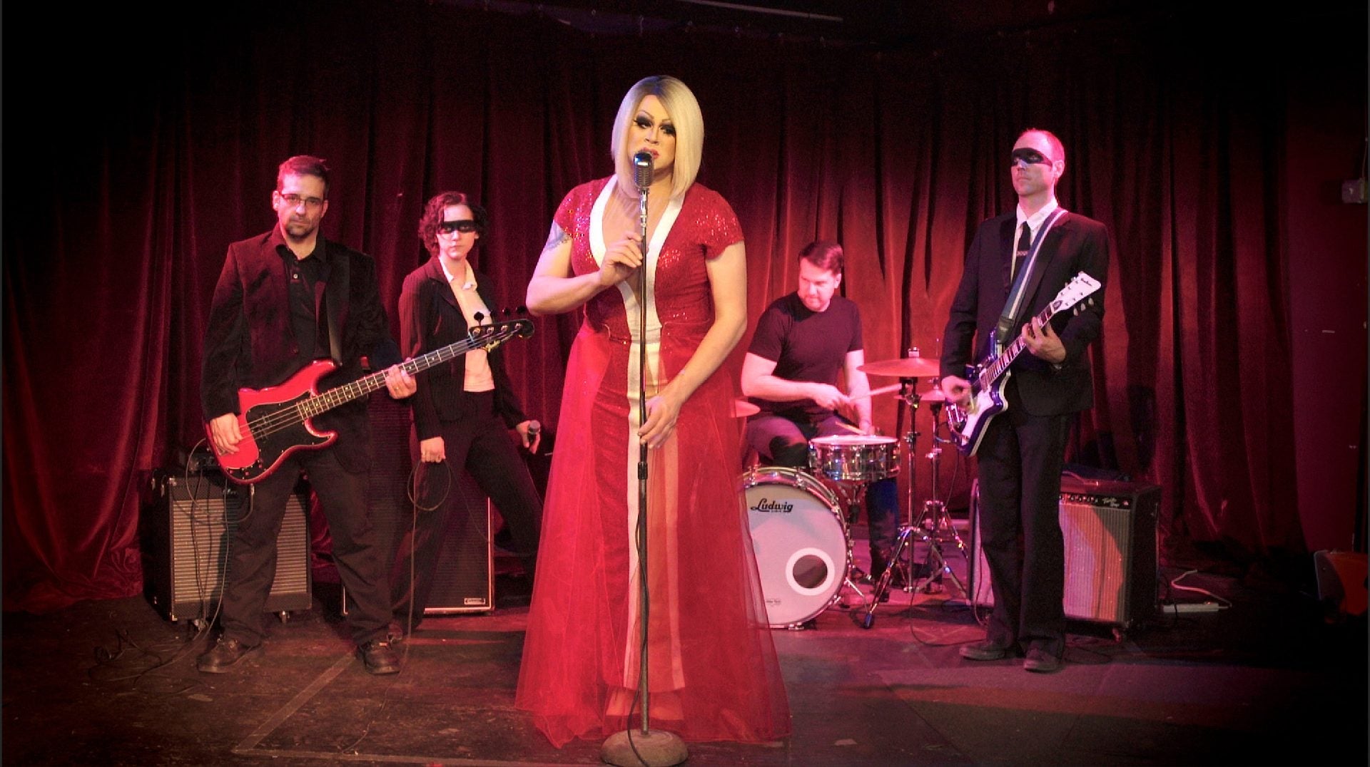 watch Earwig’s “Bring Yrself 2 Me” video starring drag queen Nina West