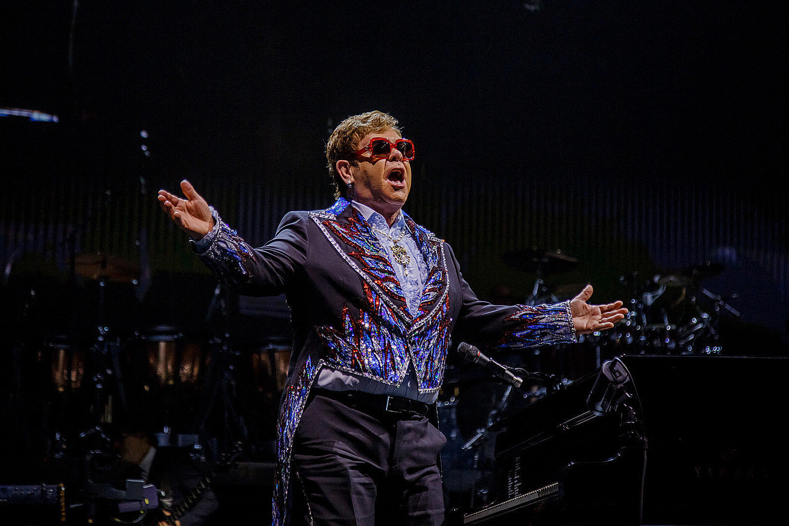 Elton John’s final US show will stream live on Disney+ w/ guests Dua Lipa, Kiki Dee, & Brandi Carlile