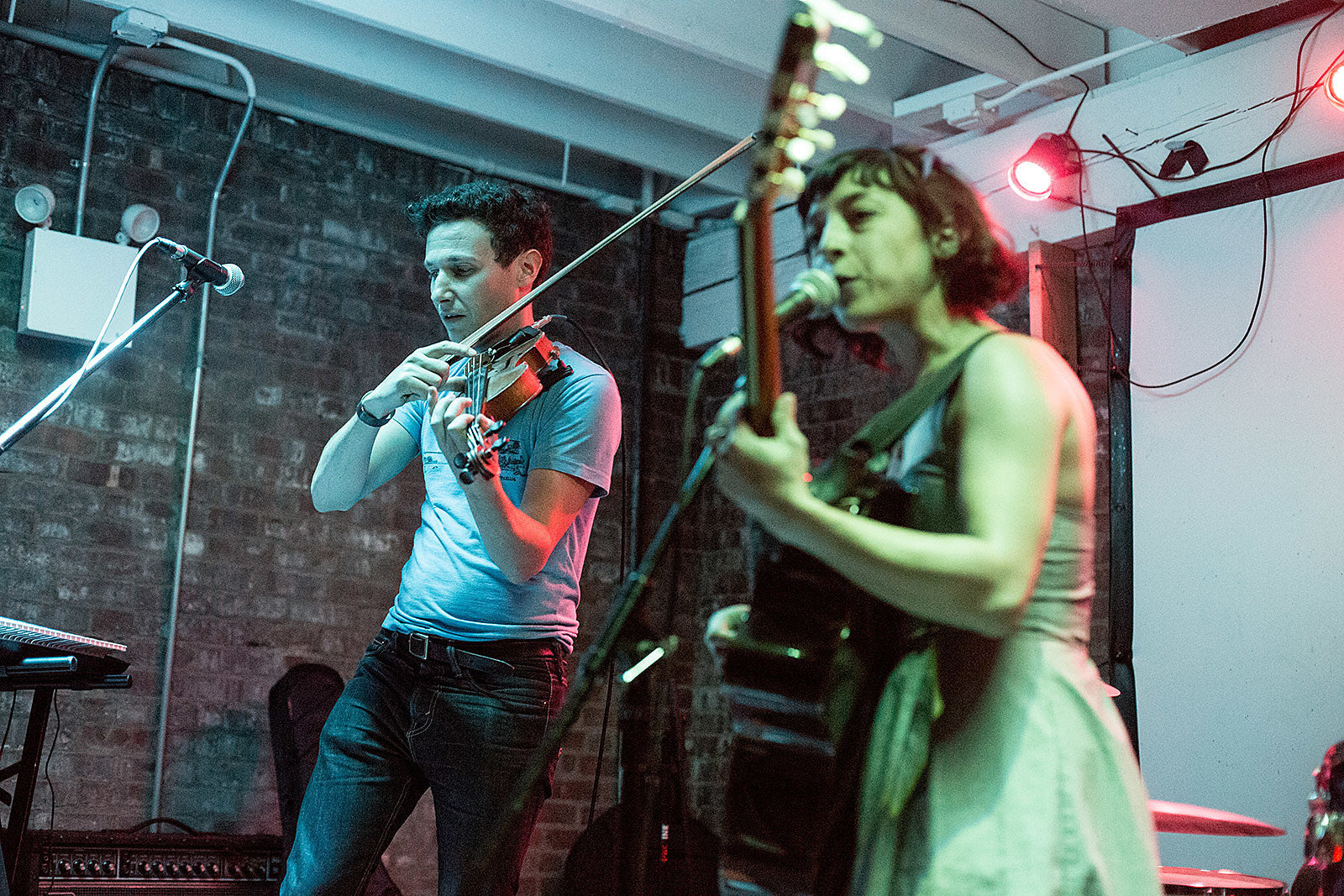 Foxtails Brigade on tour with Emily Jane White — Watch a new live session